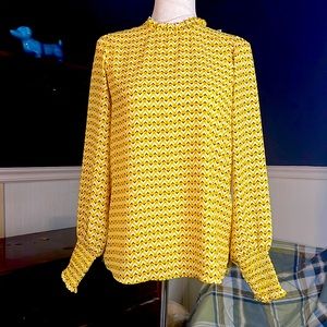 NWT Women’s Size Small yellow print high neck blouse. Absolutely stunning!